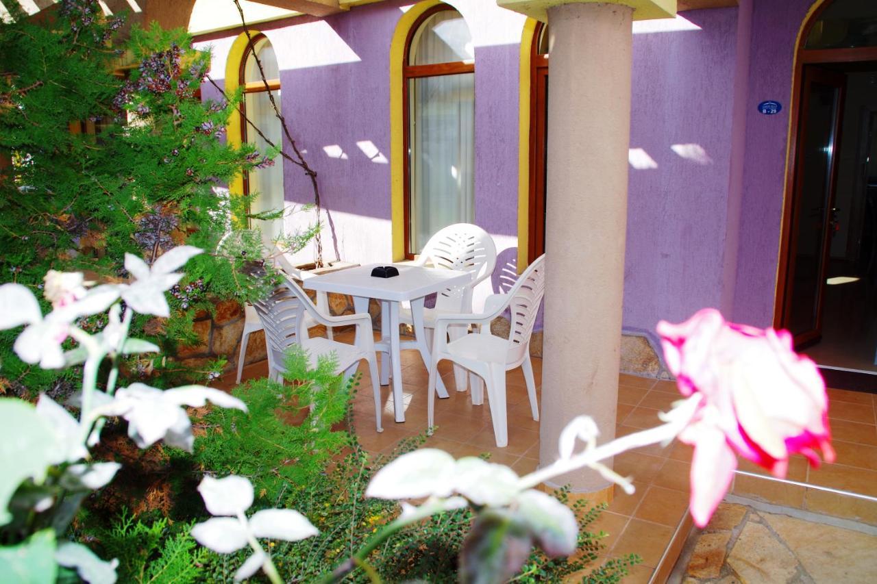 Azura Garden Apartments Черноморец Экстерьер фото