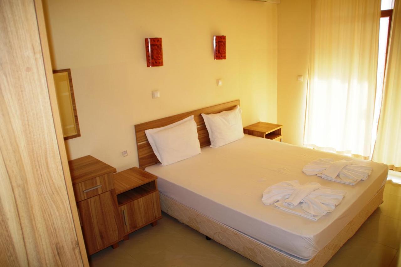 Azura Garden Apartments Черноморец Экстерьер фото