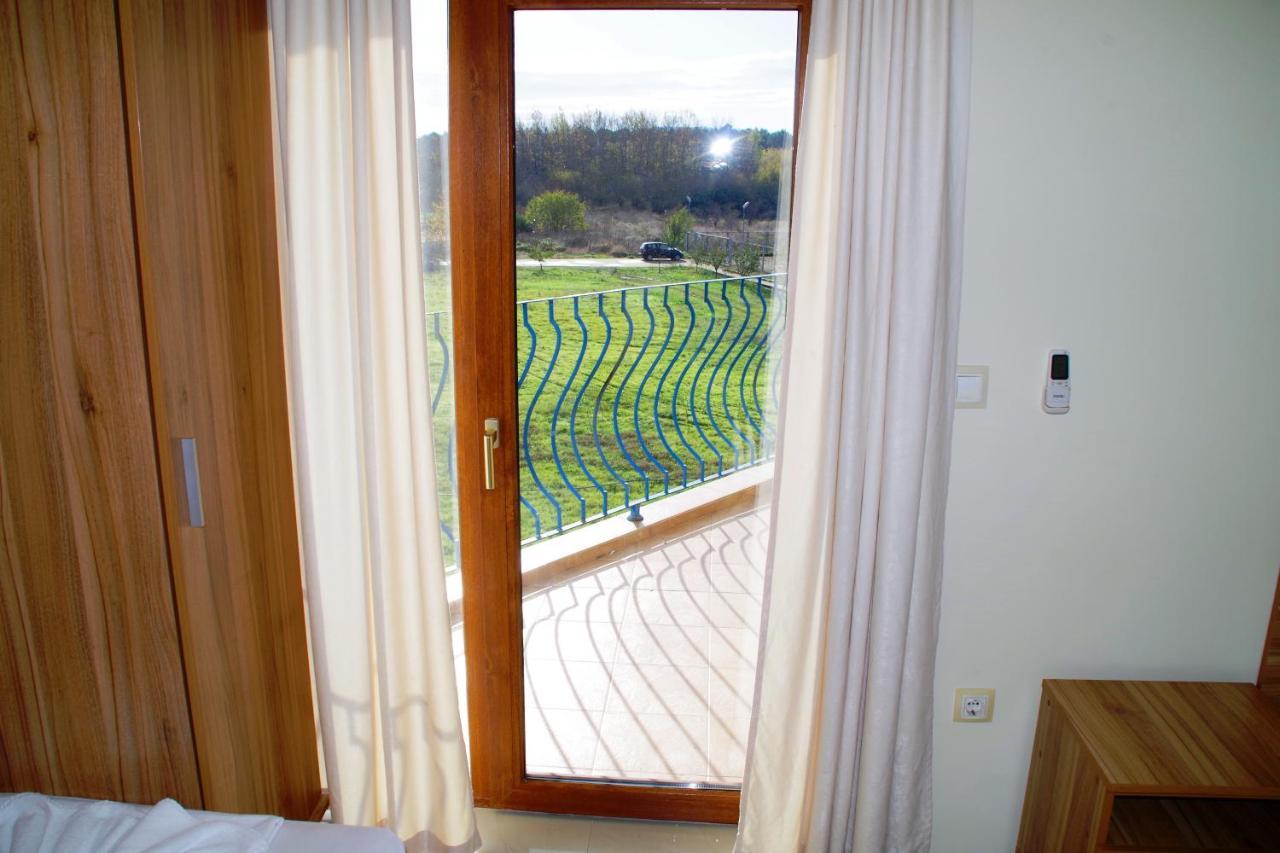 Azura Garden Apartments Черноморец Экстерьер фото