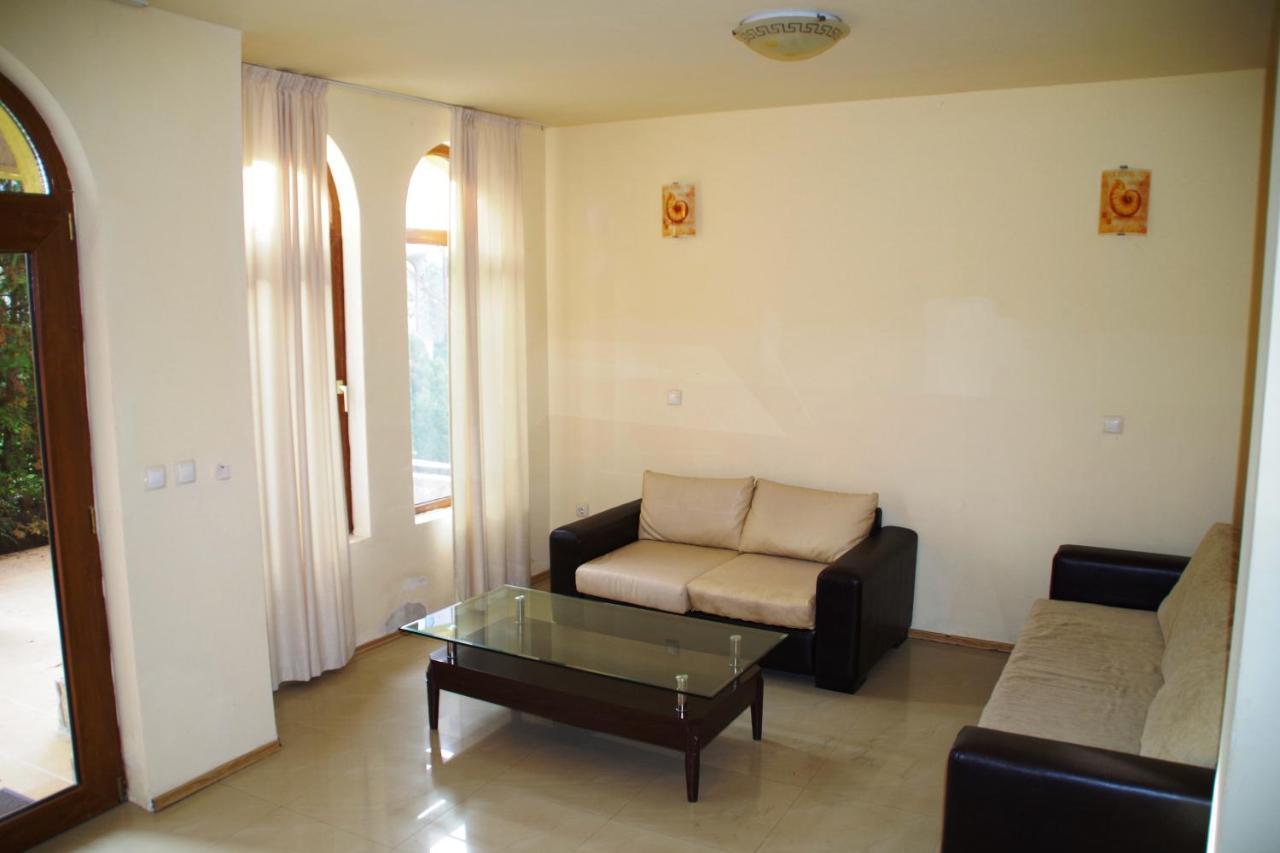 Azura Garden Apartments Черноморец Экстерьер фото